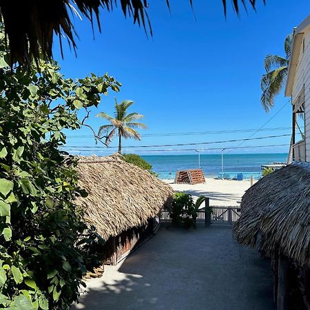 The Bounty Hotel Caye Caulker Bagian luar foto