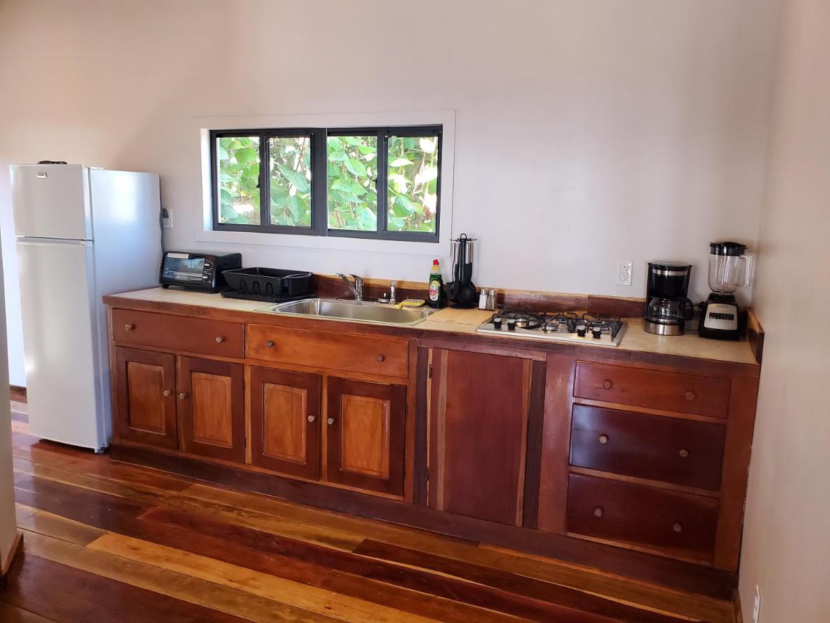 The Bounty Hotel Caye Caulker Bagian luar foto