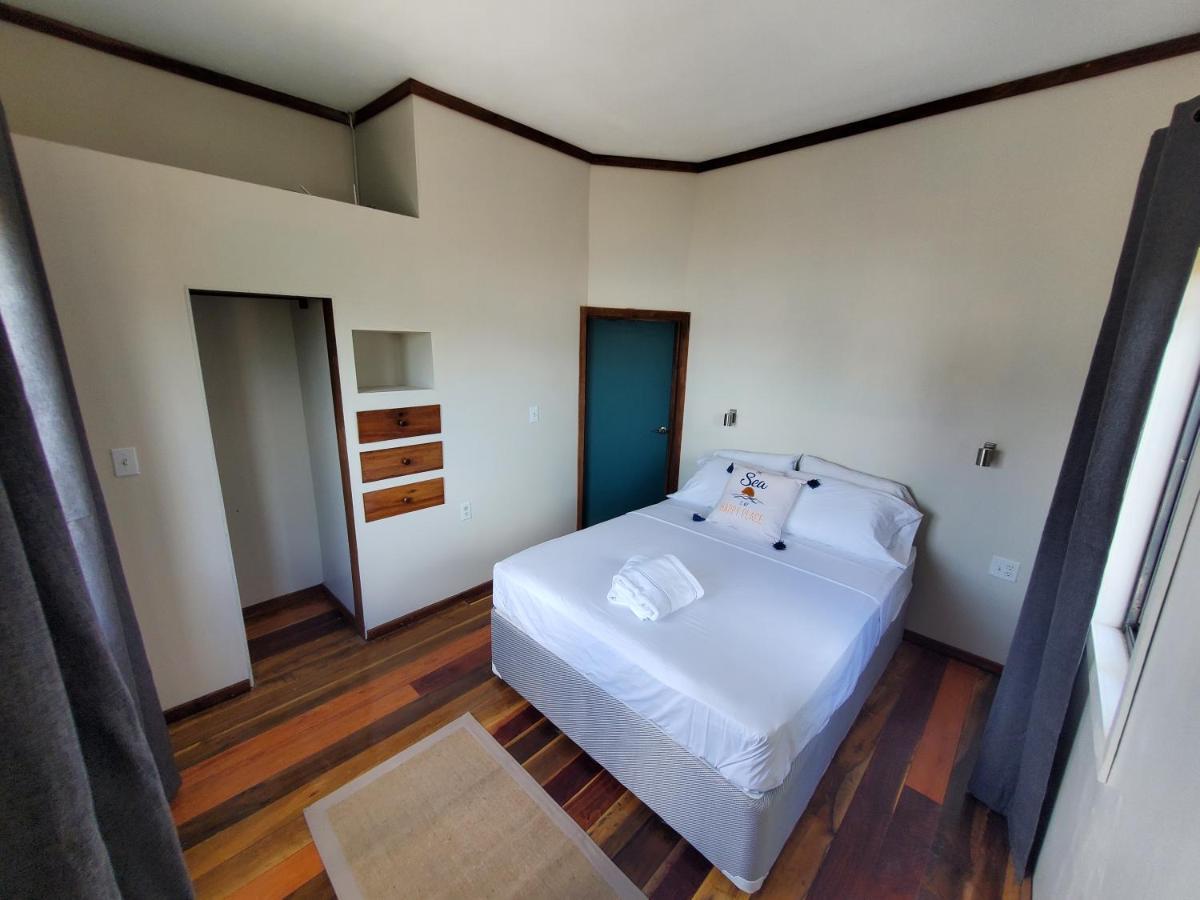 The Bounty Hotel Caye Caulker Bagian luar foto