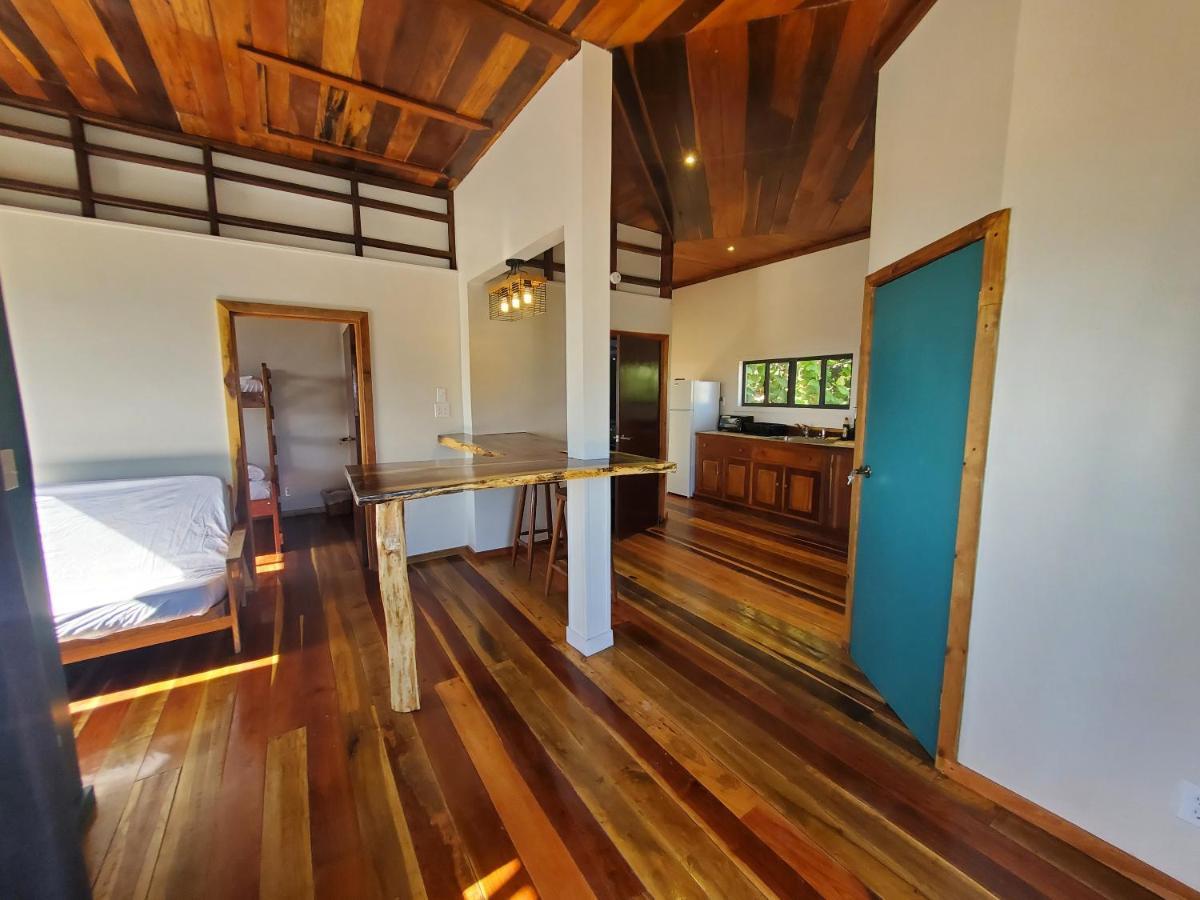 The Bounty Hotel Caye Caulker Bagian luar foto