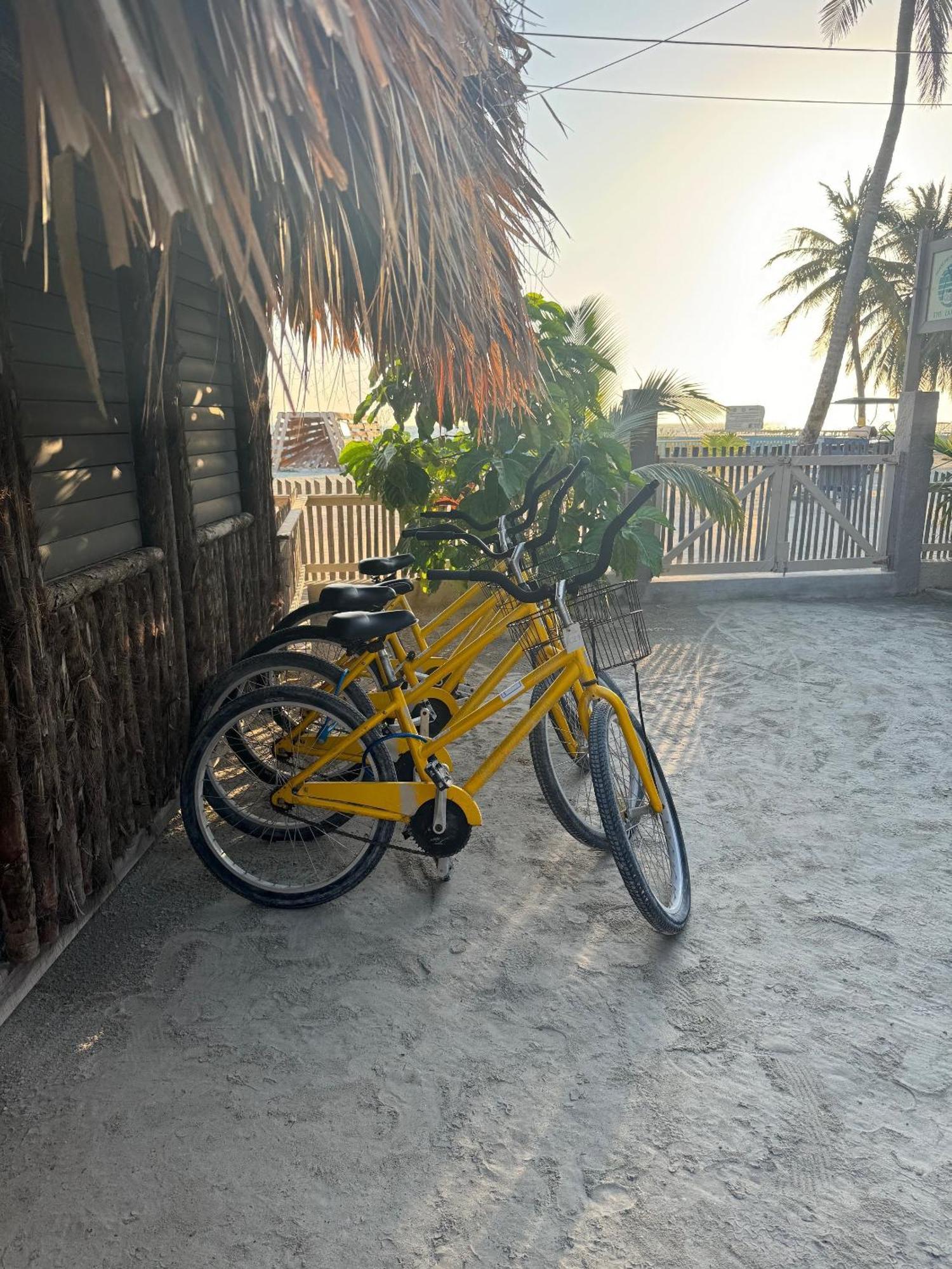The Bounty Hotel Caye Caulker Bagian luar foto