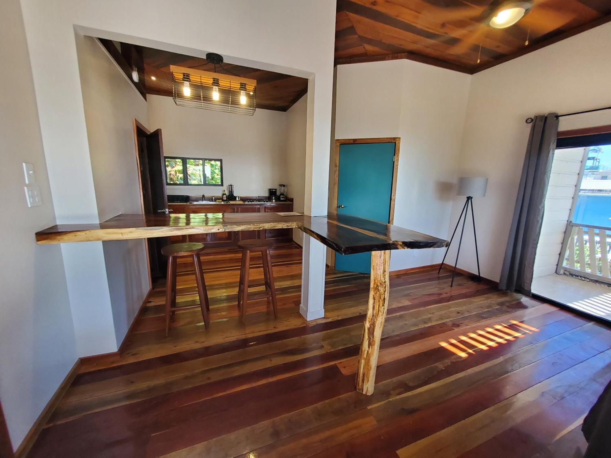 The Bounty Hotel Caye Caulker Bagian luar foto